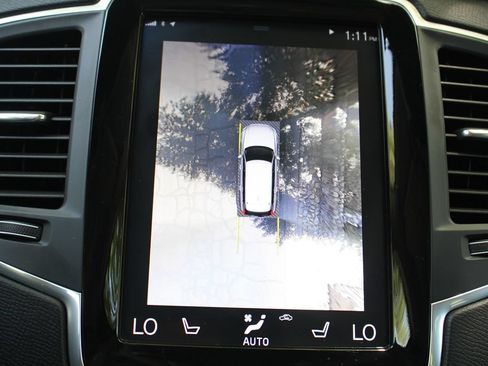 Used 2019 Volvo XC90 T6 Momentum w/ Protection Package Premier AWD/4WD image 28