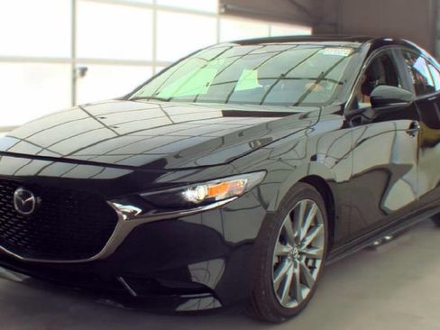 Used 2025 MAZDA MAZDA3 s FWD image 1