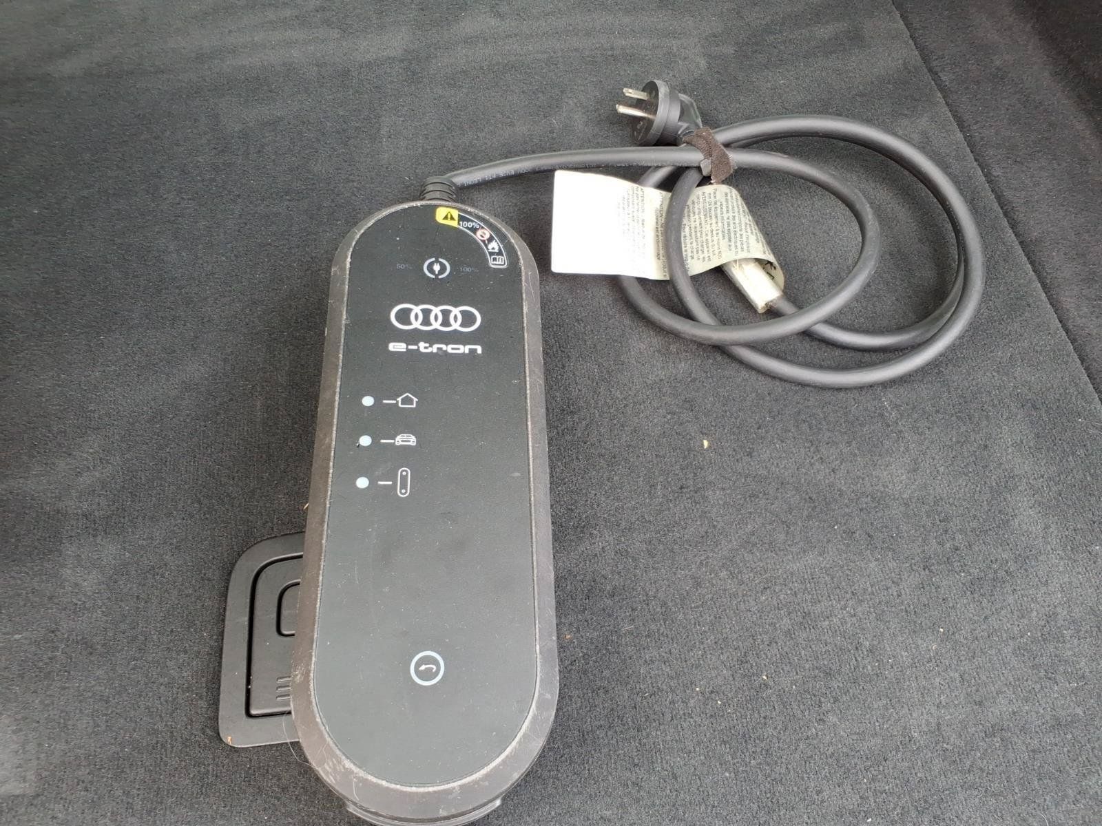 Used 2019 Audi e-tron Premium Plus AWD/4WD image 33