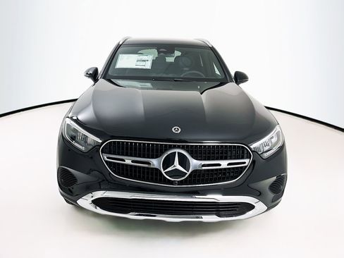 New 2026 Mercedes-Benz GLC 300 image 2
