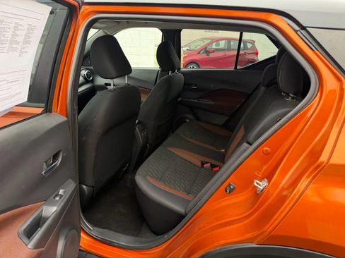 Used 2023 Nissan Kicks SR FWD image 29