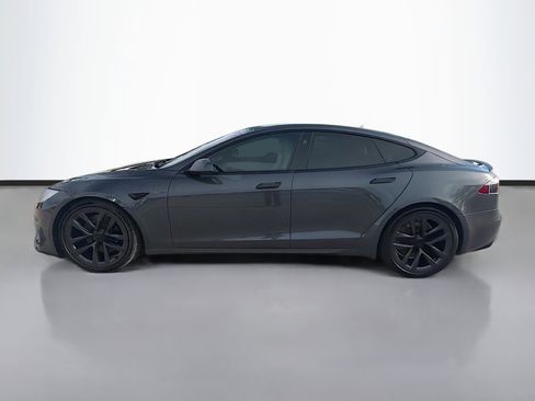 Used 2022 Tesla Model S Plaid image 2