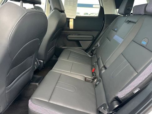 Used 2025 MINI Cooper Countryman S w/ Comfort Package Max image 12
