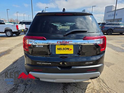 Used 2023 GMC Acadia SLT w/ Technology Package AWD/4WD image 12