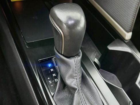 Used 2025 Toyota Camry SE FWD image 24