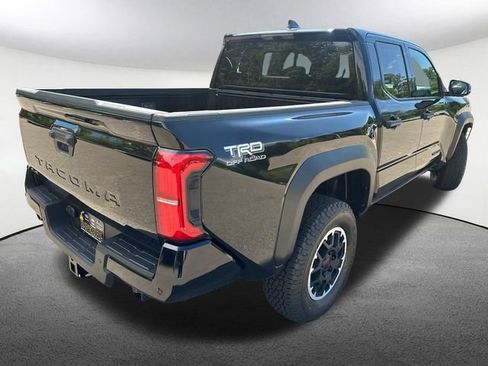 New 2026 Toyota Tacoma TRD Off-Road w/ TRD Off Road Upgrade Package AWD/4WD image 9
