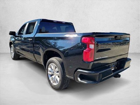Used 2022 Chevrolet Silverado 1500 Custom image 7