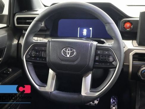 Certified 2025 Toyota Tacoma TRD Sport AWD/4WD image 15