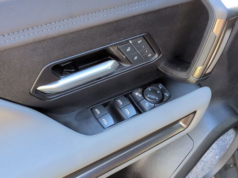 Used 2024 GMC Hummer EV 2X w/ Extreme Off-Road Package image 15