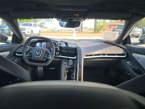 Used 2022 Chevrolet Corvette Stingray Premium Cpe w/ Z51 Performance Package image 12