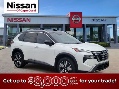 Used 2025 Nissan Rogue SL w/ SL Premium Package FWD image 1