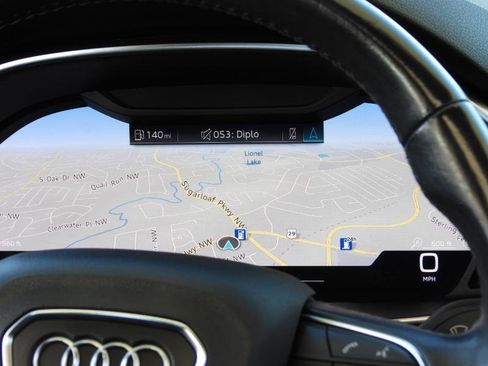 Used 2020 Audi Q3 2.0T Premium Plus w/ Premium Plus Package image 44