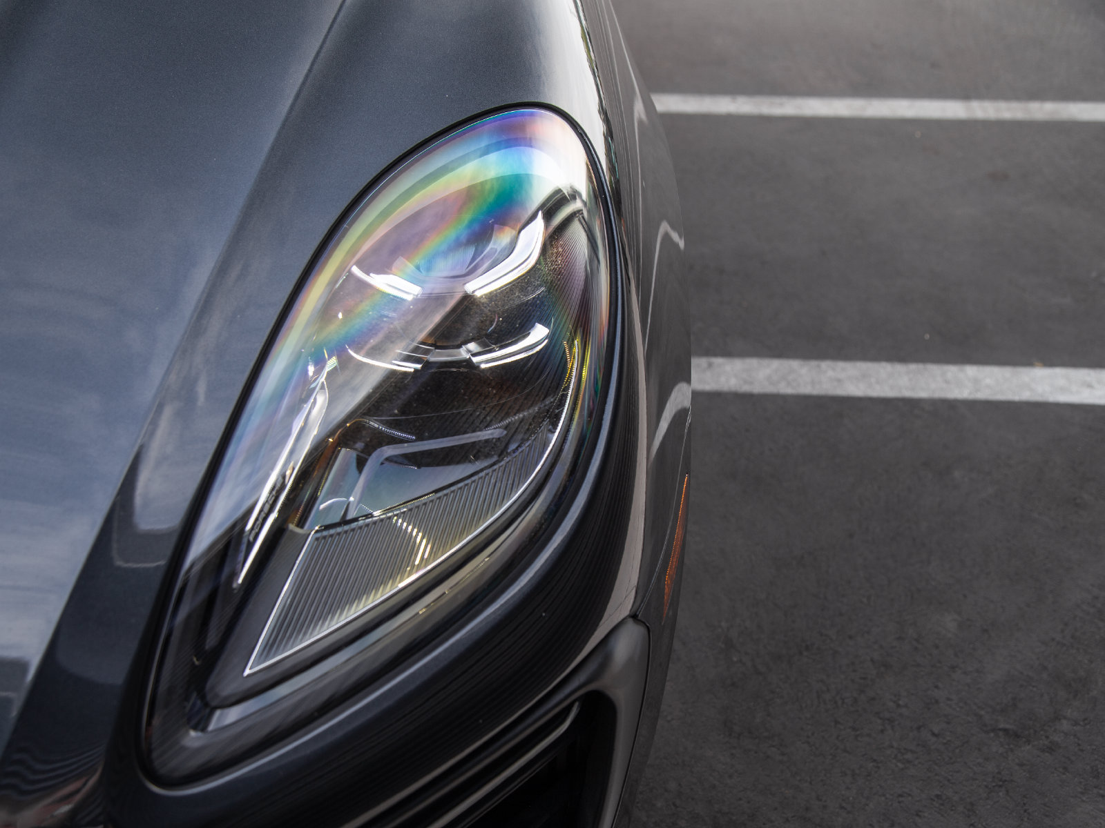 Certified 2024 Porsche Macan S AWD/4WD image 13