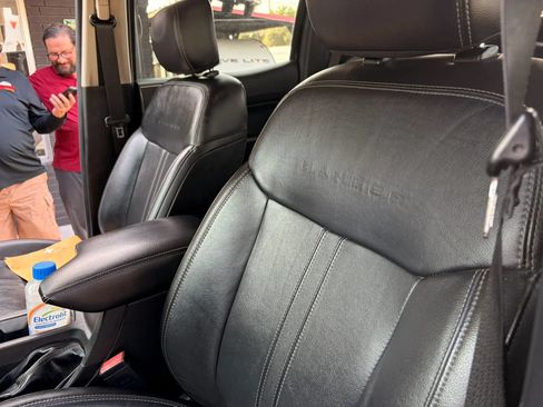 Used 2019 Ford Ranger Lariat w/ Equipment Group 501A Mid AWD/4WD image 4