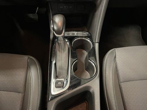 Used 2022 Buick Encore GX Preferred w/ Cold Weather Comfort Package image 11