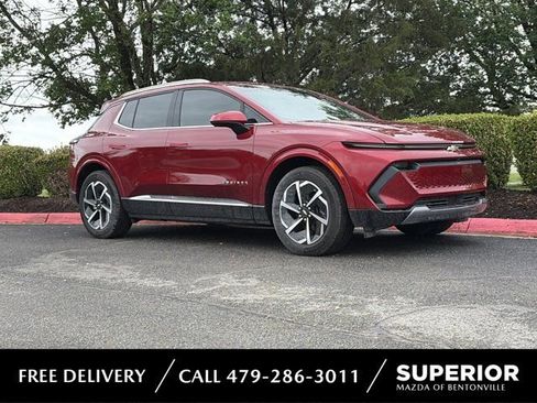 Used 2025 Chevrolet Equinox EV LT w/ Convenience Package image 1