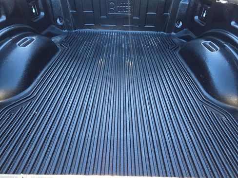 Used 2019 Ford F250 XLT image 11