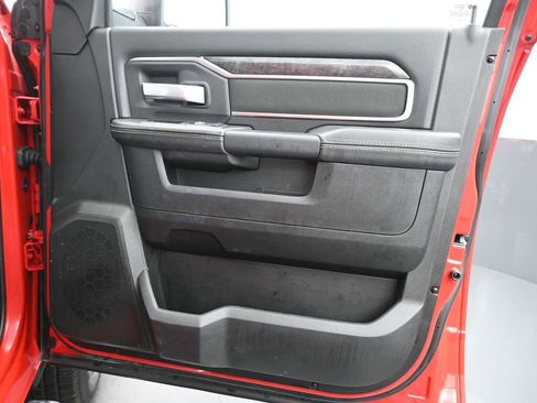 Used 2024 RAM 2500 Big Horn w/ Safety Group image 20