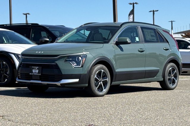 New 2026 Kia Niro EX FWD image 8