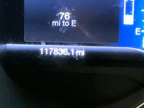 Used 2013 Ford C-MAX SE image 23