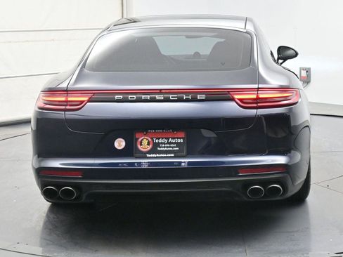 Used 2017 Porsche Panamera 4S AWD/4WD image 33