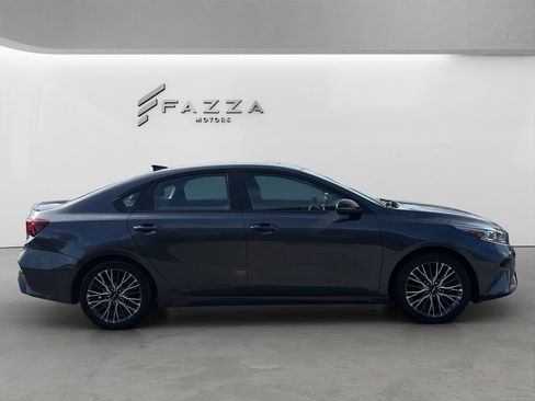 Used 2023 Kia Forte GT-Line w/ GT-Line Premium Package FWD image 6