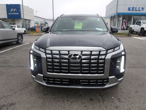Certified 2023 Hyundai Palisade Calligraphy image 2