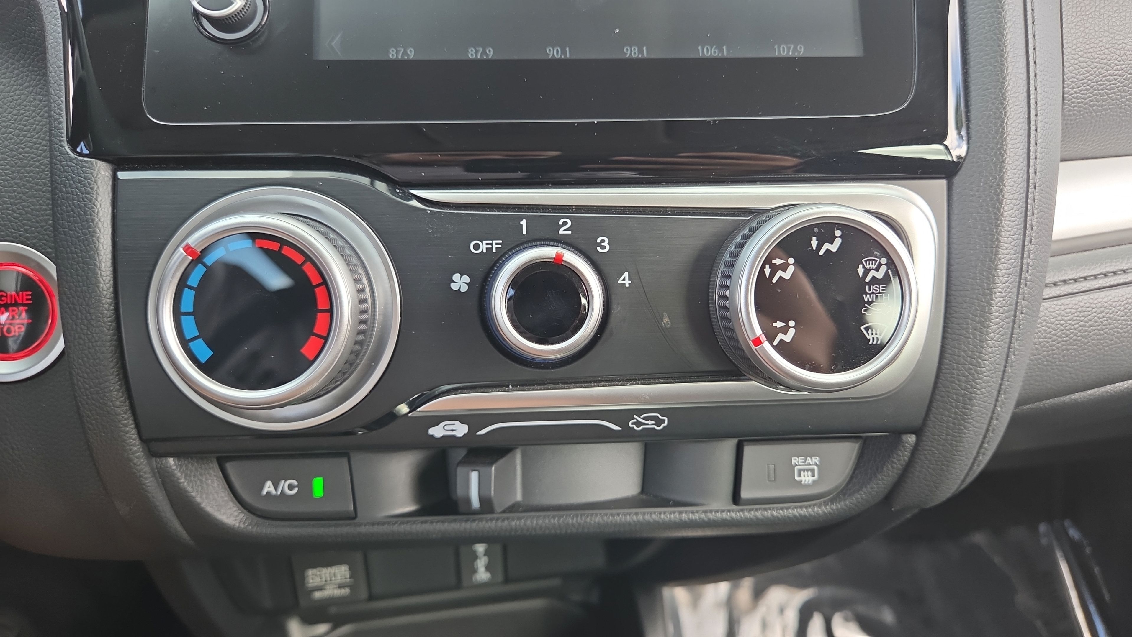 Used 2018 Honda Fit EX image 33