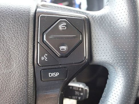 Used 2019 Toyota 4Runner TRD Off-Road Premium AWD/4WD image 32