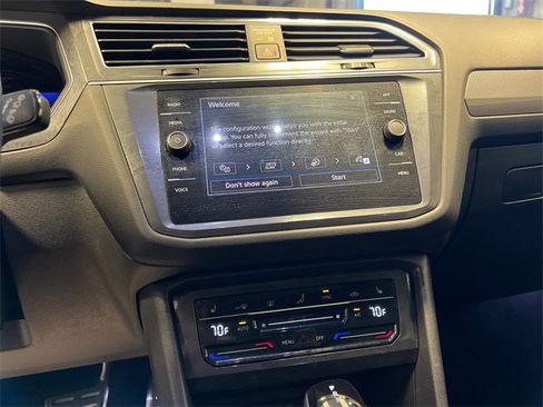 Certified 2023 Volkswagen Tiguan SE R-Line image 24