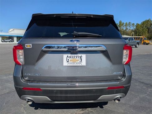 Used 2023 Ford Explorer Limited image 5