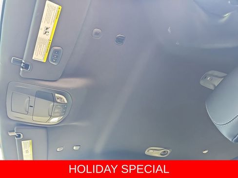 New 2025 Chrysler Pacifica Select image 31