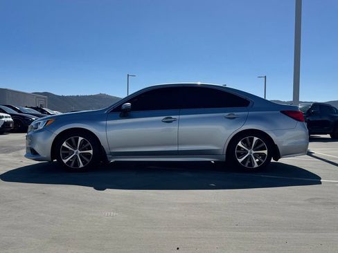 Used 2017 Subaru Legacy 2.5i Limited AWD/4WD image 7