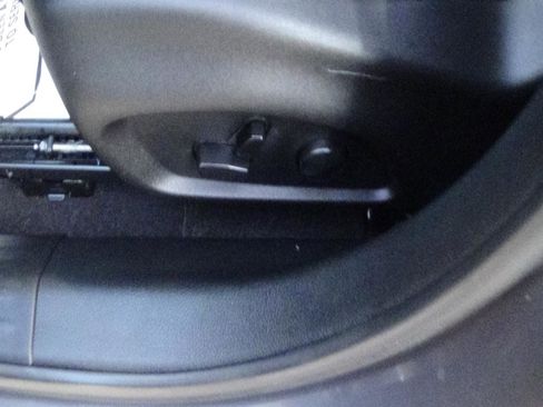 Certified 2024 Jeep Compass Trailhawk w/ Trailhawk Elite Group image 17