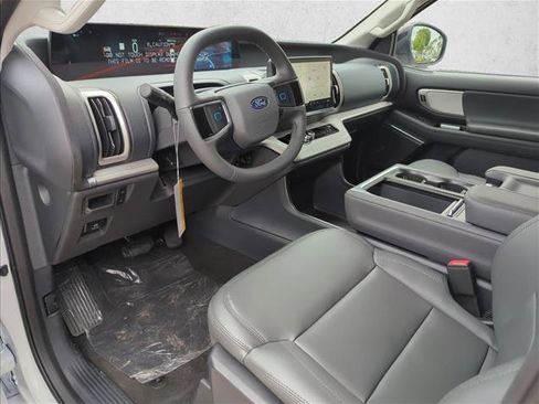 New 2026 Ford Expedition Max Active RWD image 3