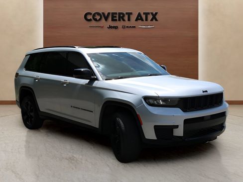 Used 2022 Jeep Grand Cherokee L Laredo AWD/4WD image 7