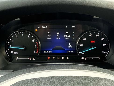 Used 2023 Ford Explorer XLT image 12