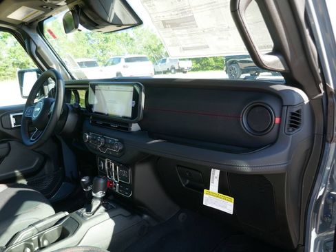 New 2026 Jeep Gladiator Mojave AWD/4WD image 14