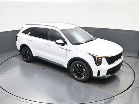 Used 2024 Kia Sorento S FWD image 27