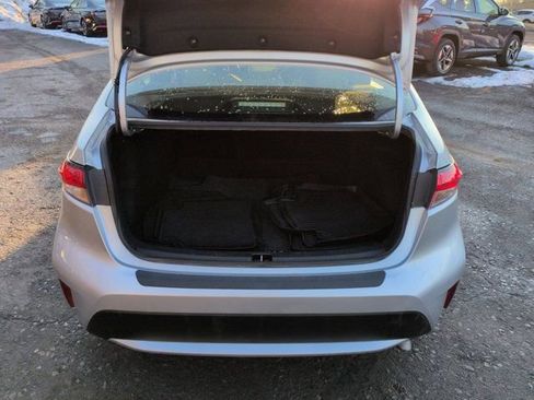 Certified 2022 Toyota Corolla LE w/ Carpet Mat Package (TMS) image 5