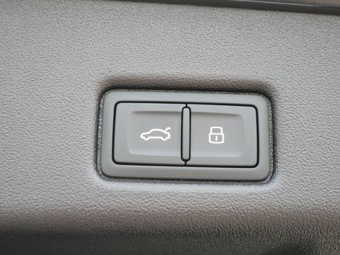 New 2025 Audi Q5 Premium Plus image 6