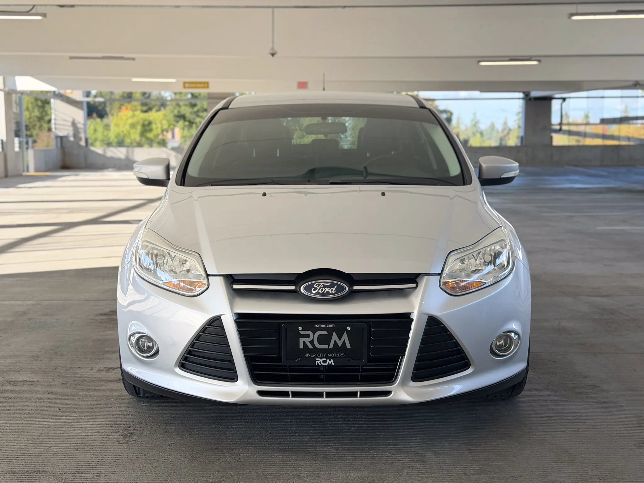Used 2014 Ford Focus SE w/ Equipment Group 201A FWD image 2