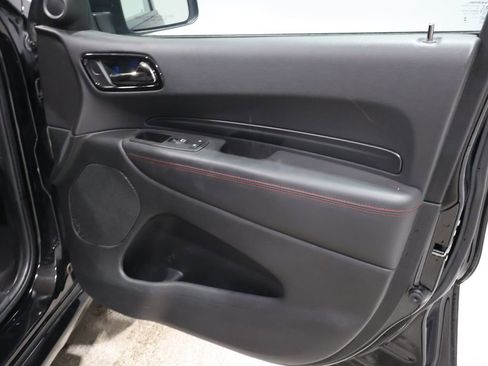 Used 2023 Dodge Durango GT image 29