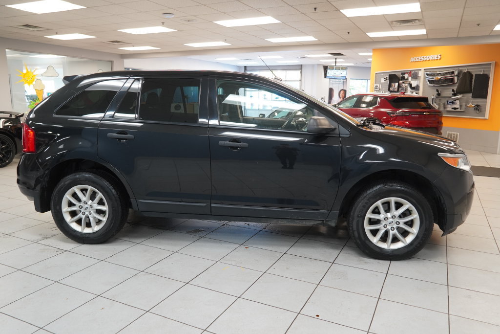 Used 2014 Ford Edge SE FWD image 12