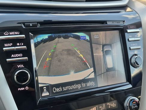Used 2016 Nissan Murano Platinum w/ Platinum Technology Package AWD/4WD image 28