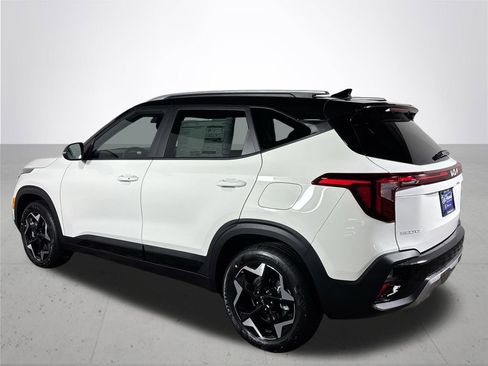 New 2026 Kia Seltos S image 8