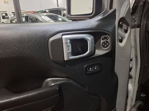 Certified 2021 Jeep Wrangler Sport image 20