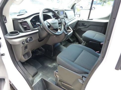 Used 2024 Ford Transit 250 Low Roof w/ Exterior Upgrade Package RWD image 27