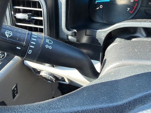 Used 2018 Ford F150 XL w/ Equipment Group 101A Mid AWD/4WD image 13