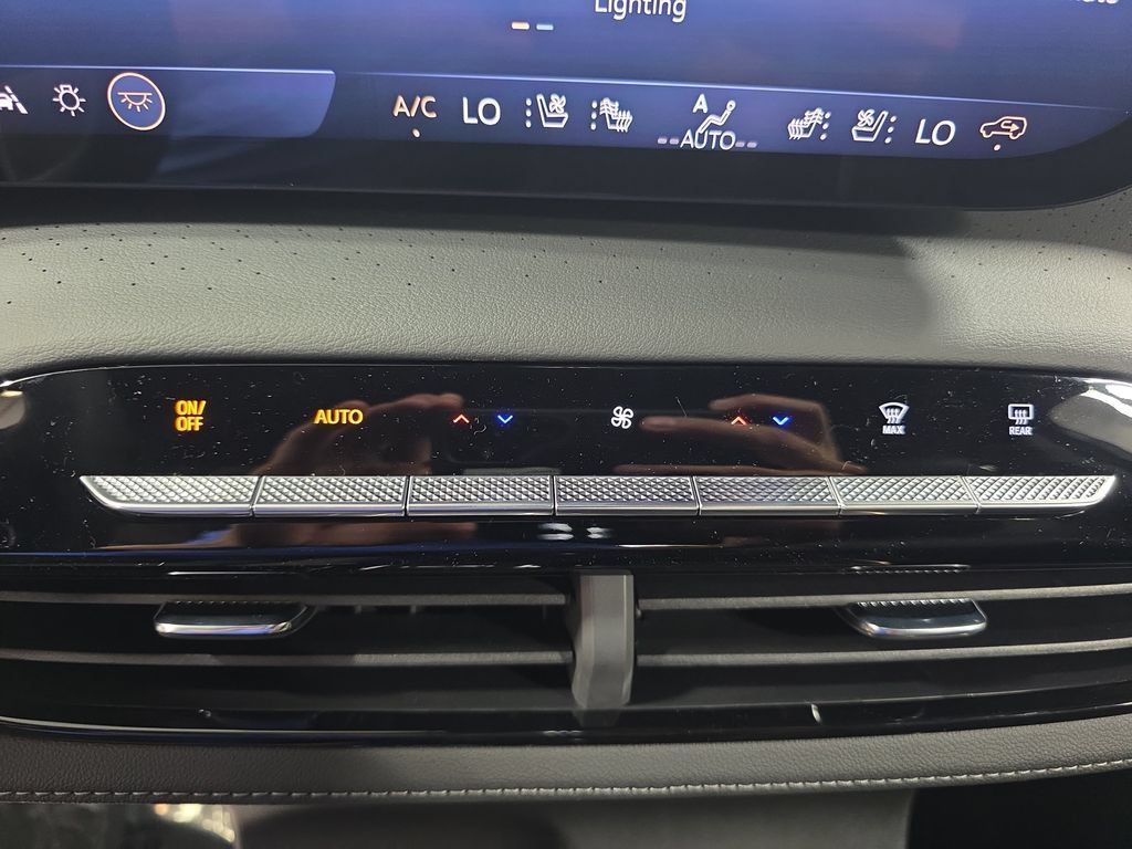 New 2026 Buick Enclave Avenir w/ Super Cruise Package AWD/4WD image 23